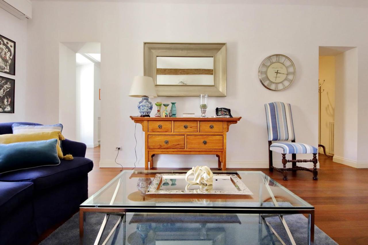 شقة Ych-Penthouse Fiammetta A Piazza Navona روما المظهر الخارجي الصورة